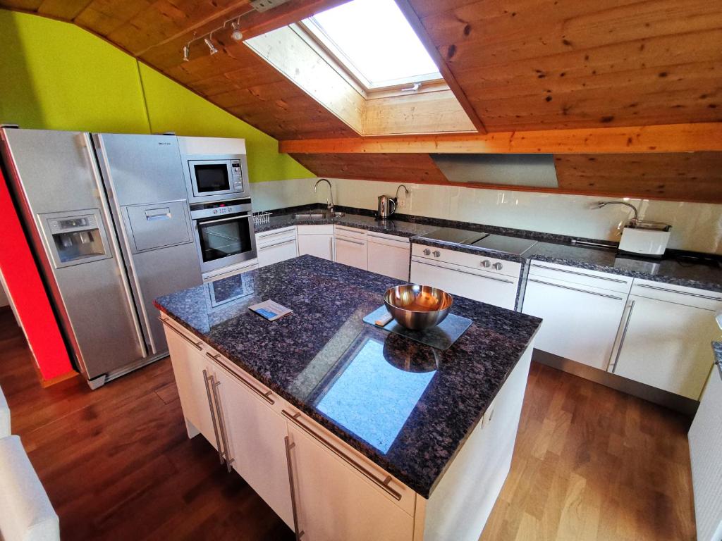 Kuchyň nebo kuchyňský kout v ubytování Hotel Engelhof