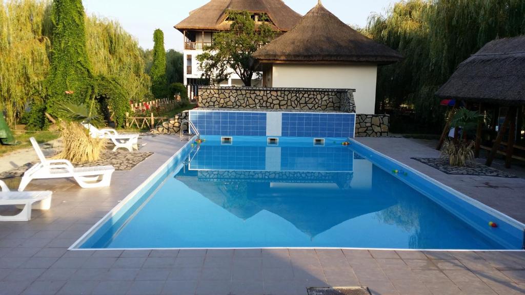 Bazén v ubytování Delta Paradis Resort nebo v jeho okolí