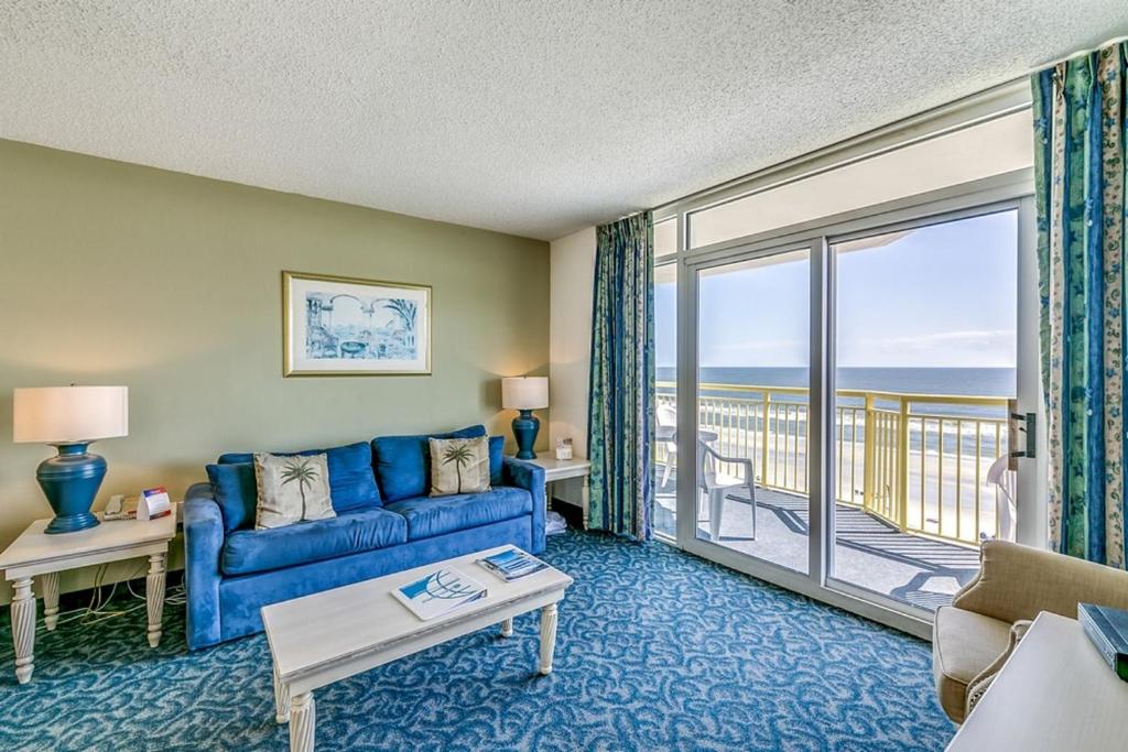 Bay Watch Resort 522 - 5th Floor oceanfront property with a fitness center and free Wifi plus pools