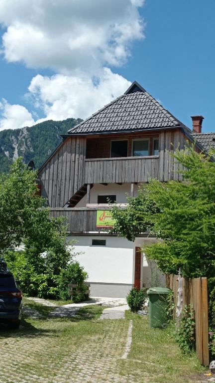 Apartma Jerman