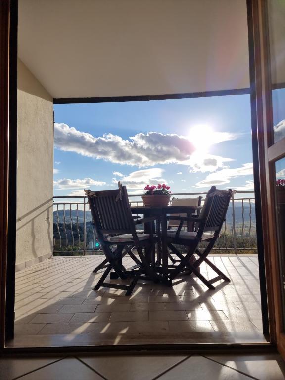 Balkon lub taras w obiekcie NickyHouse Holiday Home