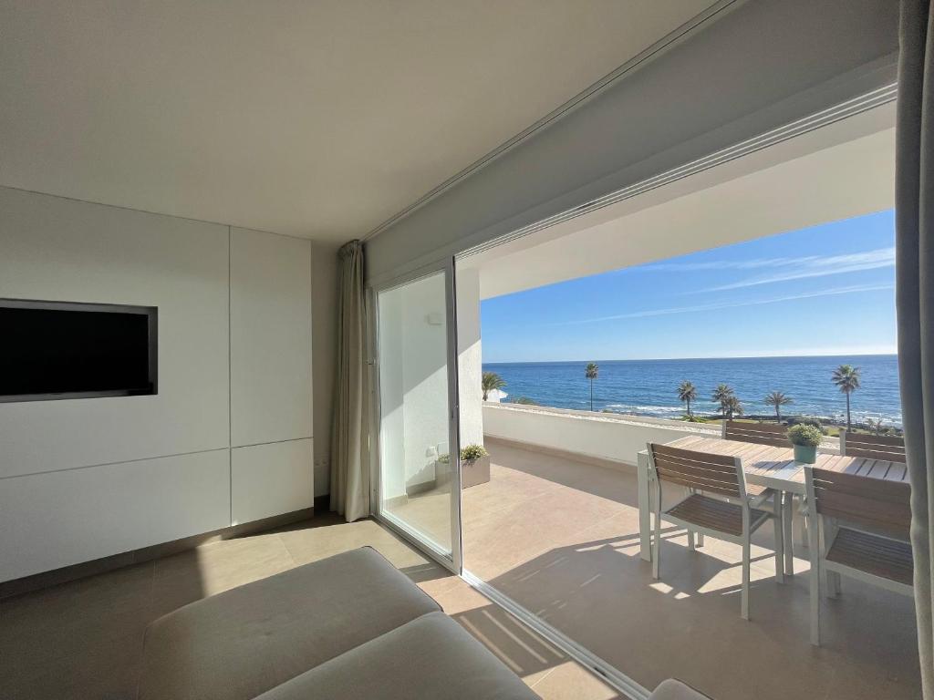 Miraflores Beach - Playa First Line - Sea view - Luxury & Design Apartment