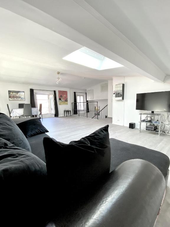 Serbes Top Floor