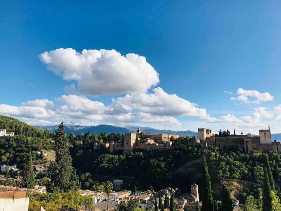 House with terrace in Albaicín for families, Granada ...