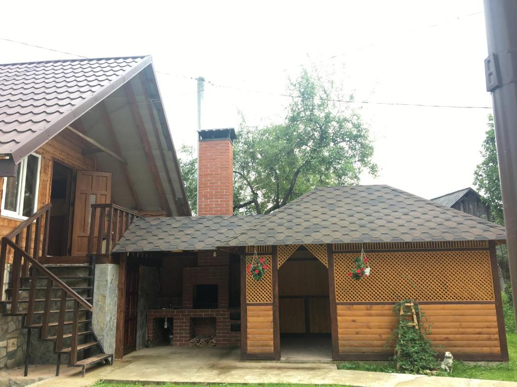 Budova, kde se prázdninový dům nachází