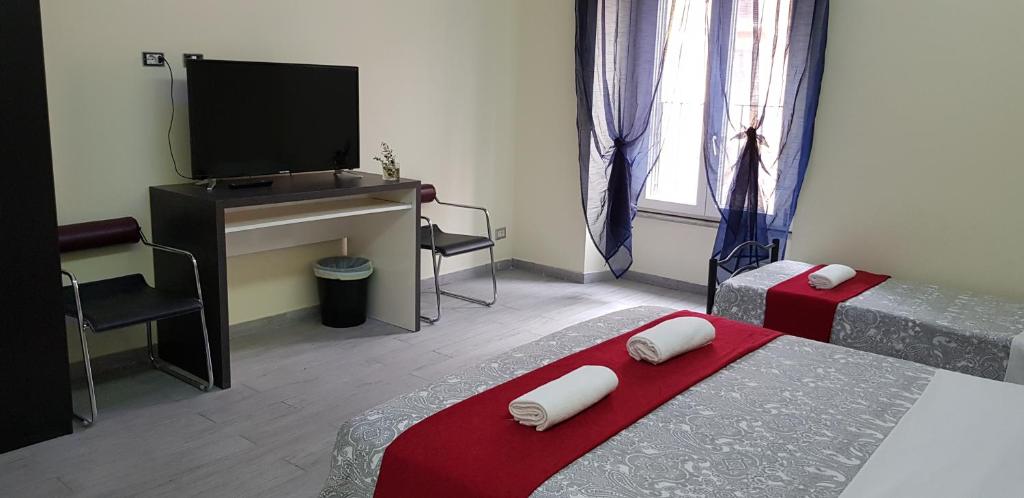 A television and/or entertainment centre at Lili & Aurora Home