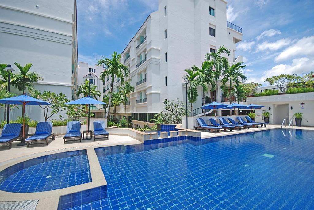 Bazén v ubytování Tara Angkor Hotel nebo v jeho okolí
