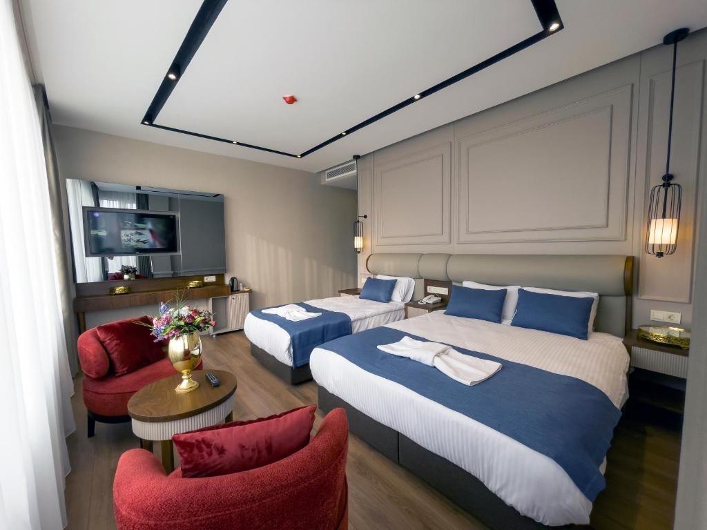 Martinenz Hotel - Deluxe Double Or Twin Room