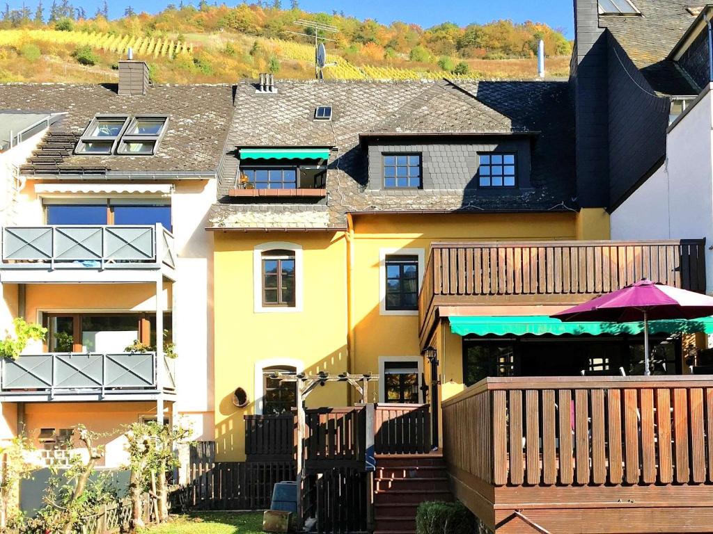 Ferienhaus Am Moselradweg - 带露台的公寓