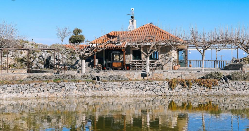 Delina Mountain Resort, Anógeia – Precios actualizados 2023