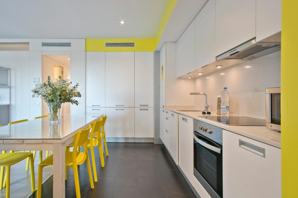 Lugaris Beach Apartments - Family Apartment (6 Adults)