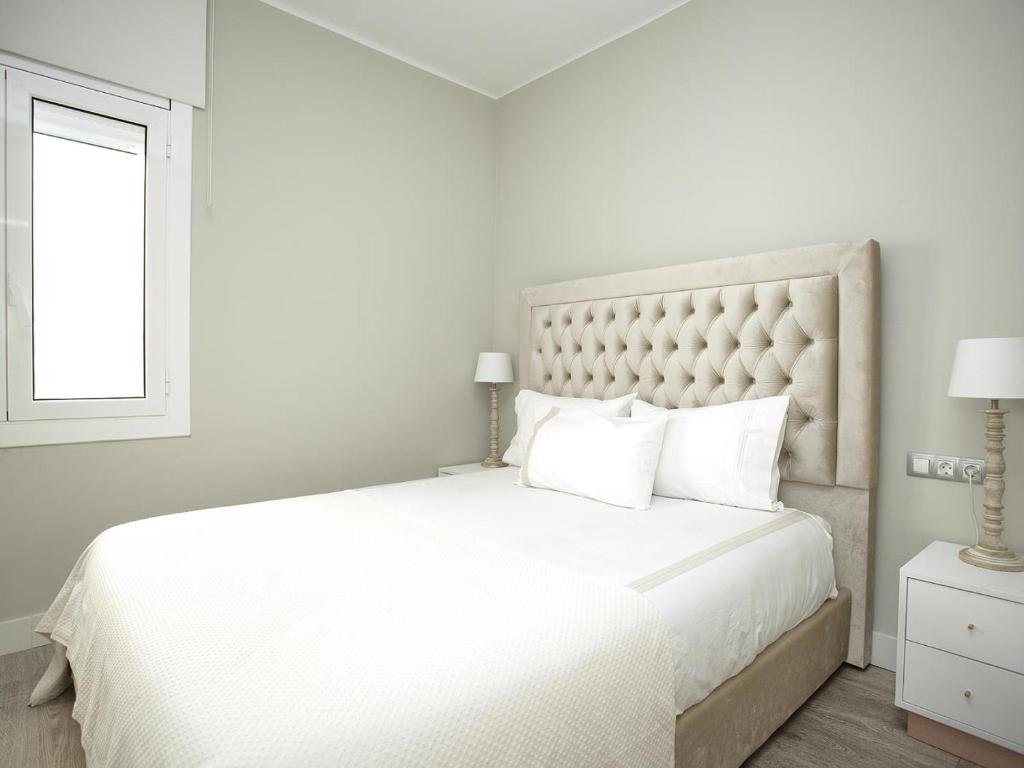 Postel nebo postele na pokoji v ubytování Sitges Spaces Bonaire Penthouse