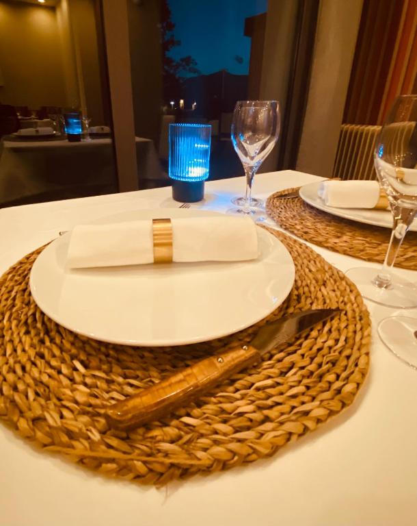 Nápoje v ubytování Hôtel Spa Restaurant La Madrague