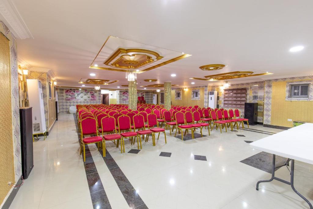 Posezení v ubytování AG HOTEL AND SUITES