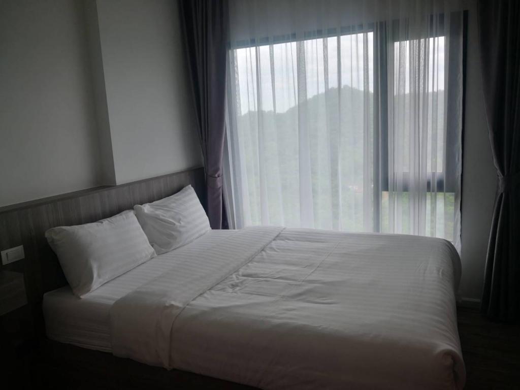 Sea hill views condo stay sriiraachaa