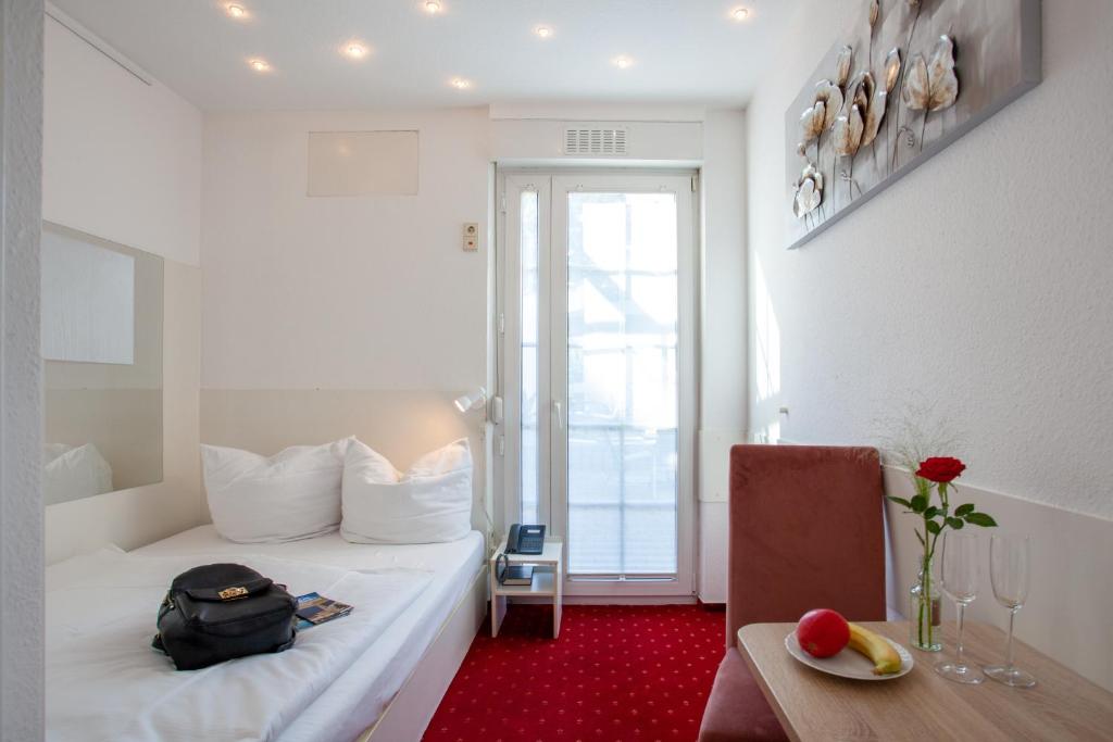 Relax Hotel & SPA Stuttgart - Resim 38