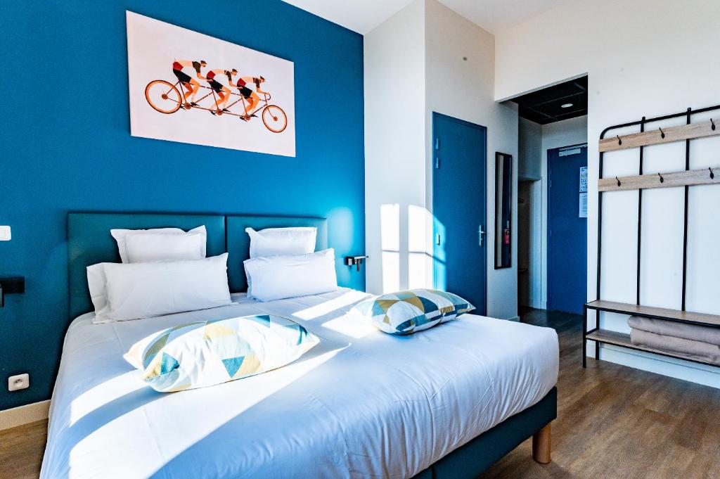 Postel nebo postele na pokoji v ubytování Le Nesk Ventoux - Hotel