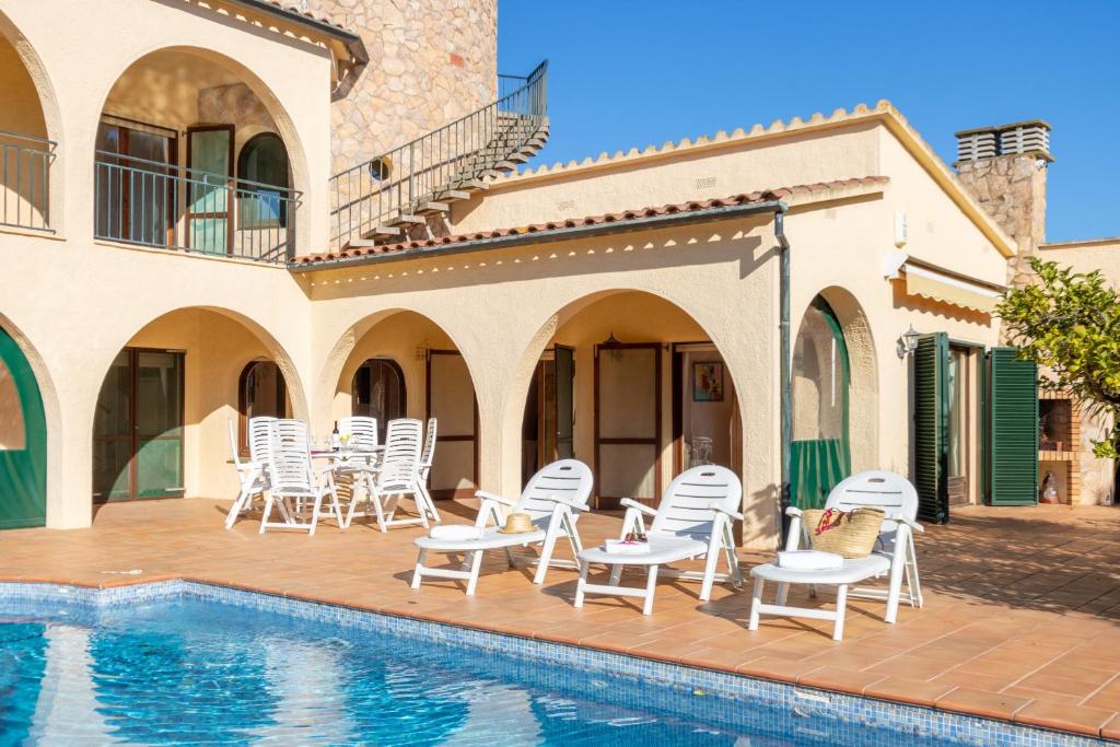Bazén v ubytovaní Apart-rent Villa Ter 0010 alebo v jeho blízkosti