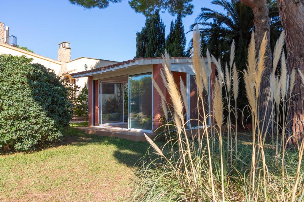 Vonkajšia záhrada v ubytovaní Apart-rent Villa Ter 0010