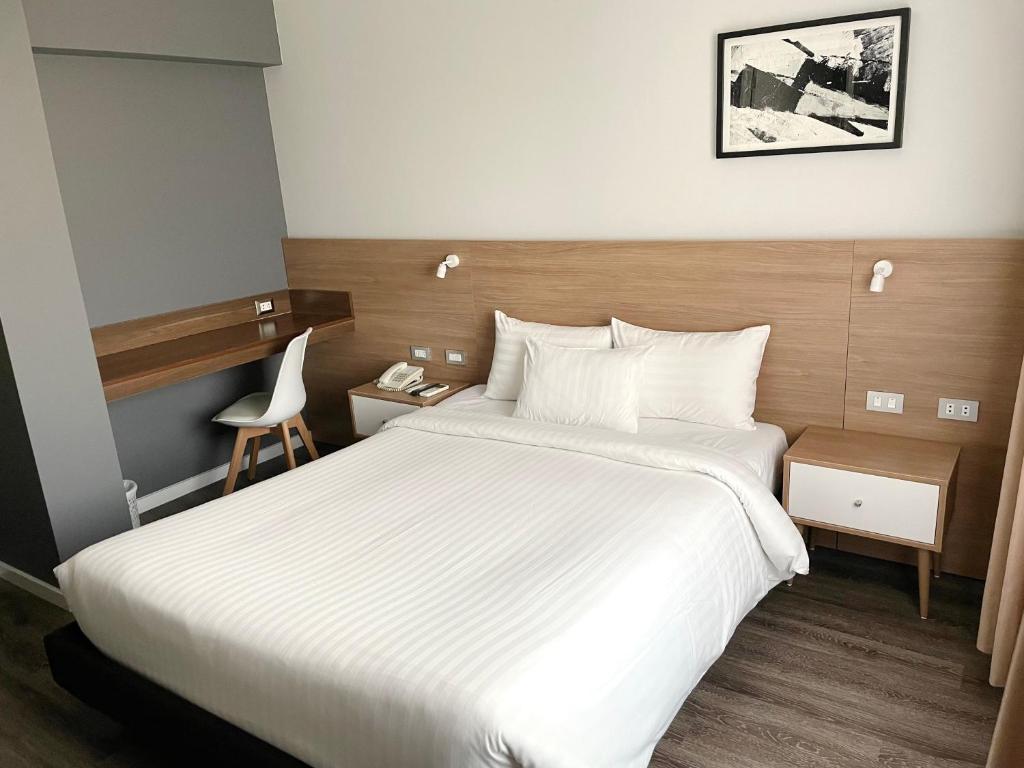 HABITAT HOTEL