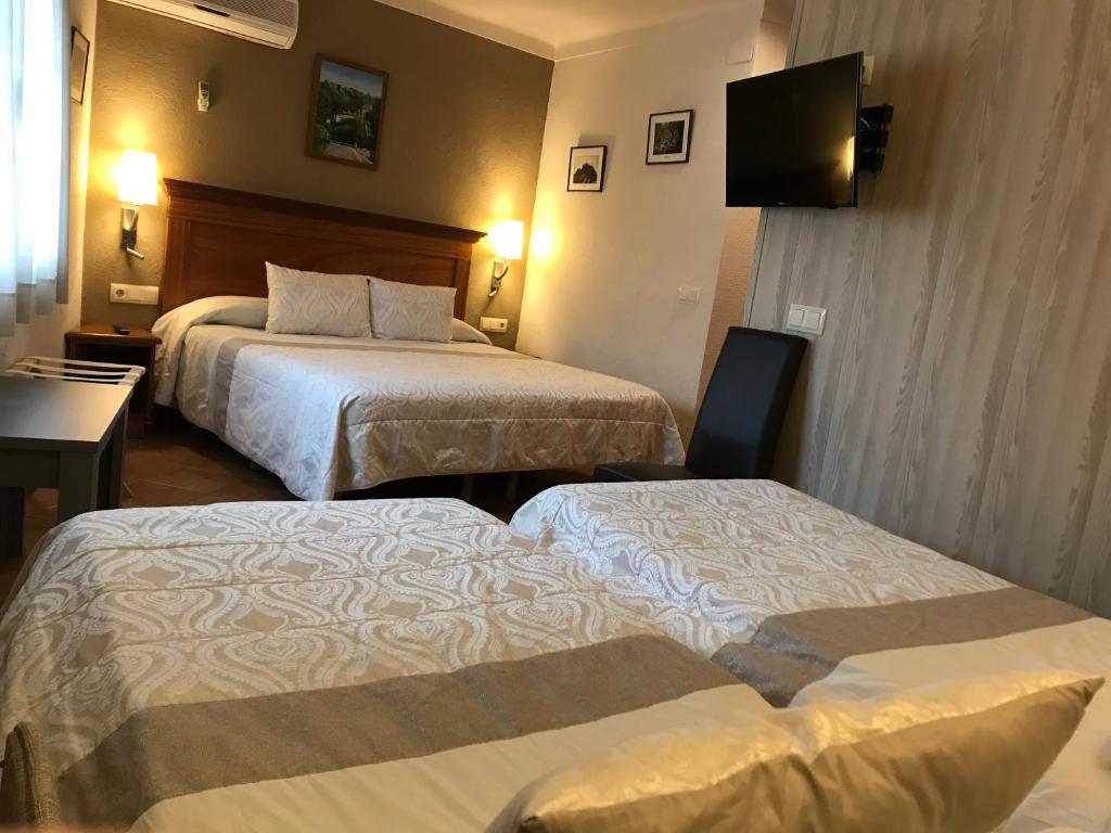 Hotel-Restaurante La Quadra, Maçanet de Cabrenys – Preços ...