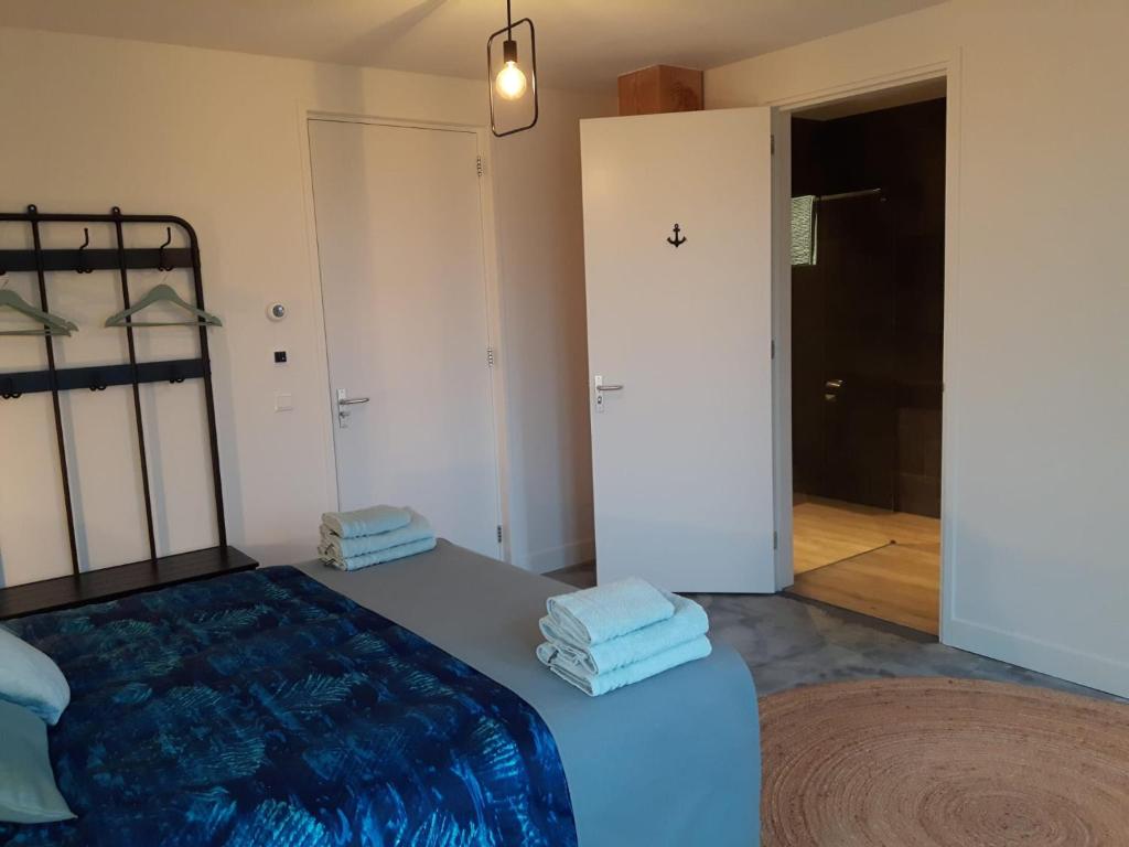 Postel nebo postele na pokoji v ubytování Bed no breakfast de Kapitein