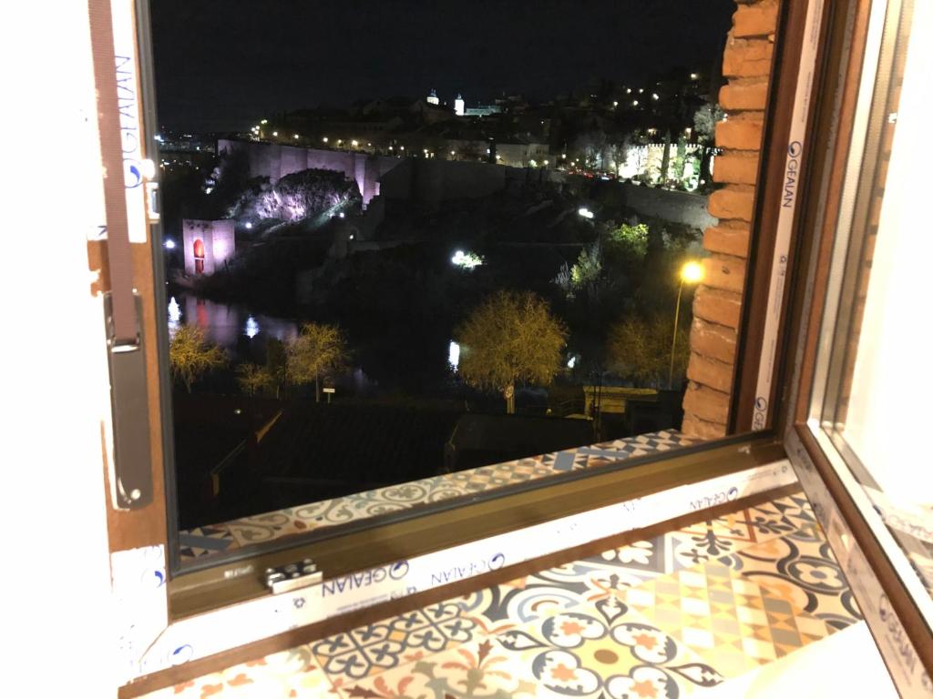 Výhľad na mesto Toledo alebo výhľad na mesto priamo z apartmánu