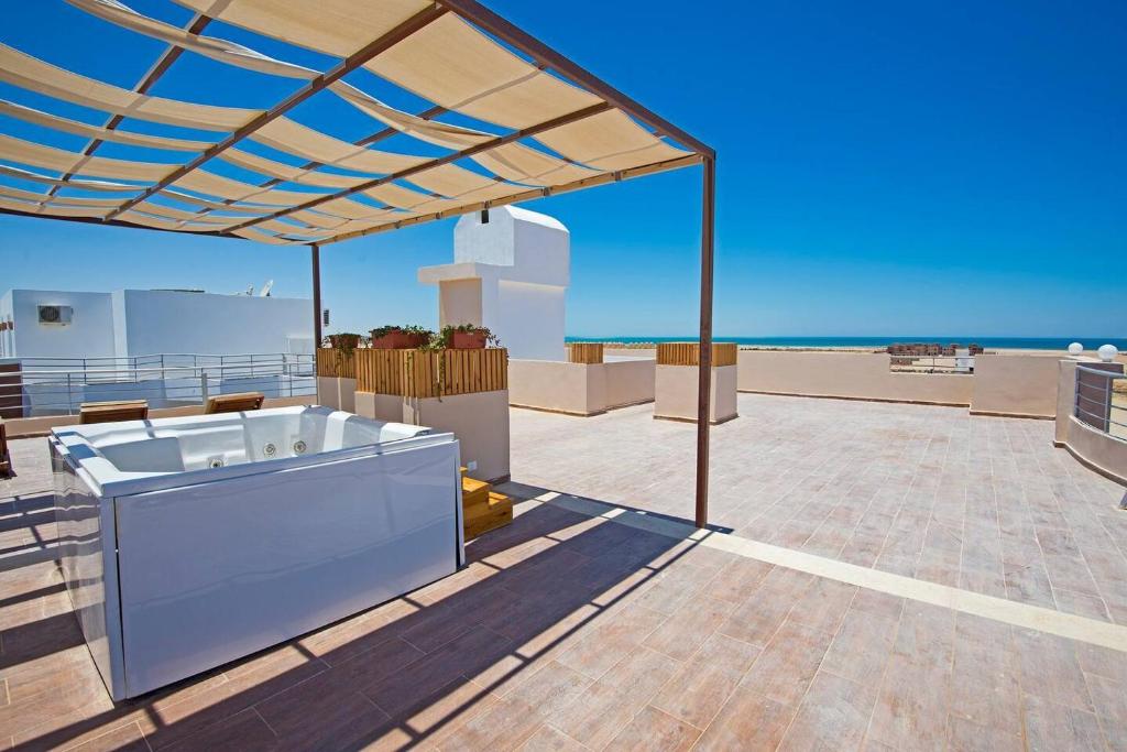 Kép Orfi Charming 1bedroom seaview wifi apt in resort szállásáról Gurdakában a galériában