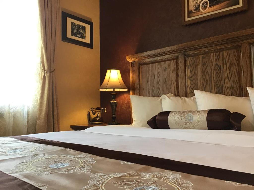 Eureka Inn, Trademark Collection by Wyndham photo