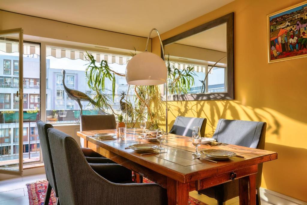 GuestReady - Colourful and Homelike Apt in the 11th arrond - Apartment