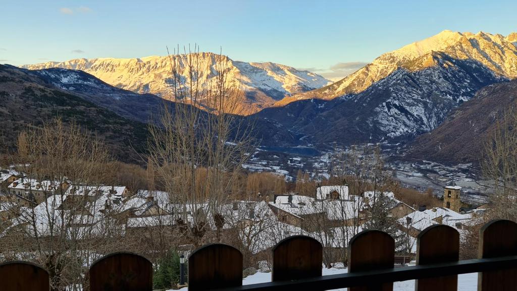 Apartamentos TuhogarenCerler,parking y taquilla en pistas en Cerler, Aragón