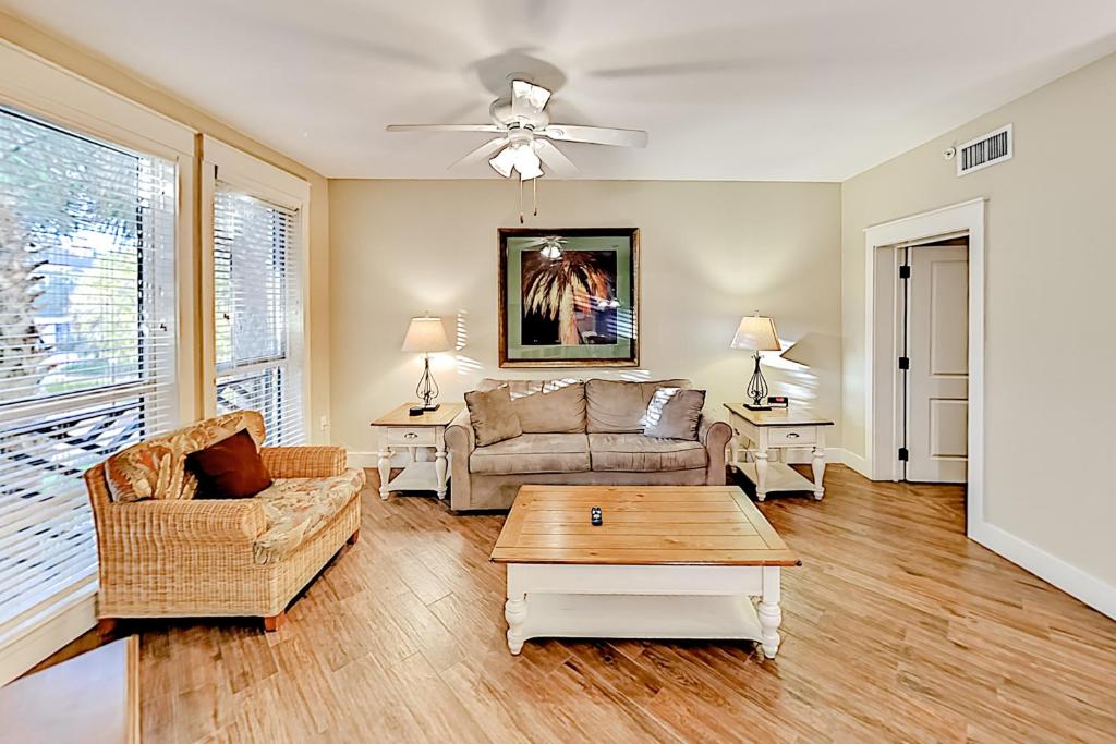 Baytowne Wharf Pilot House 408, Destin (updated prices 2024)