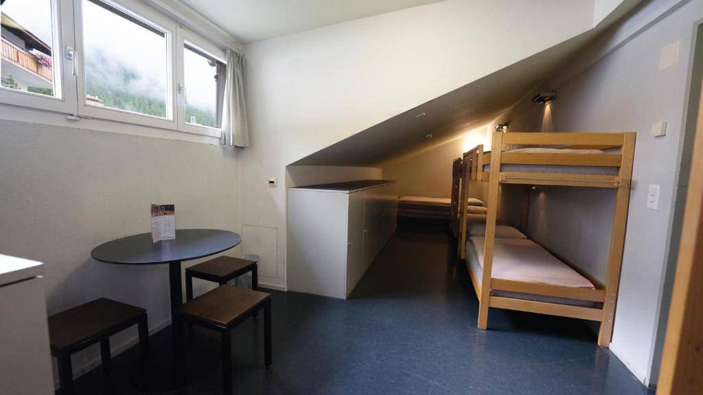 Zermatt Youth Hostel - Resim 39
