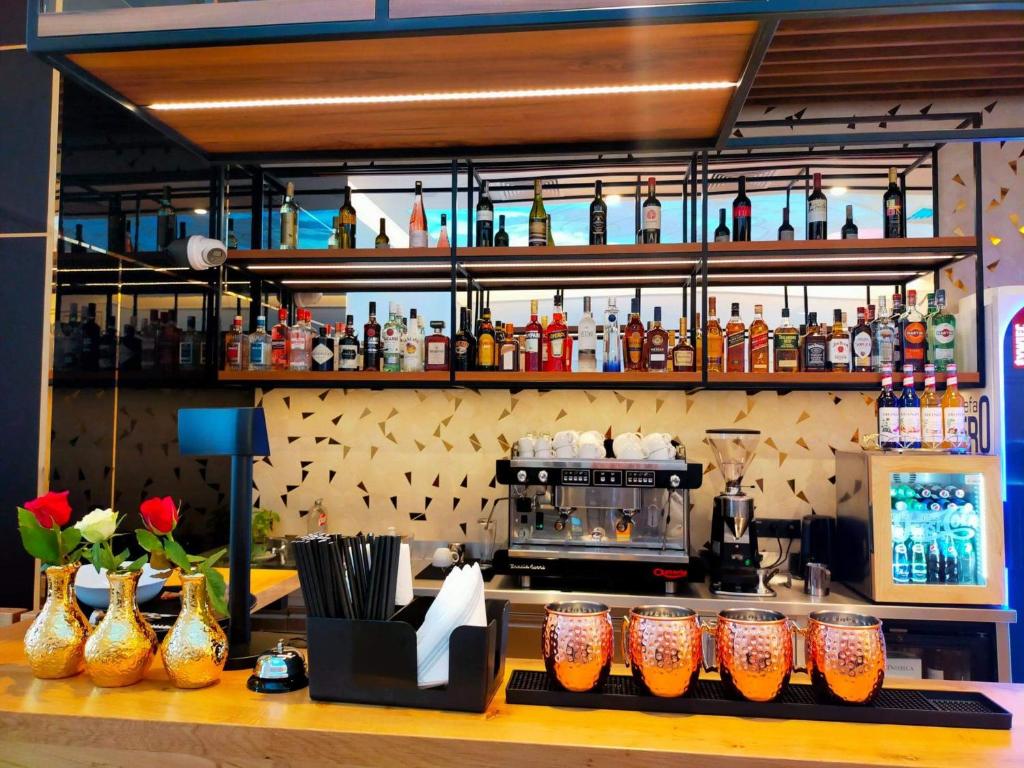 Sky Hotel Kraków - Resim 29