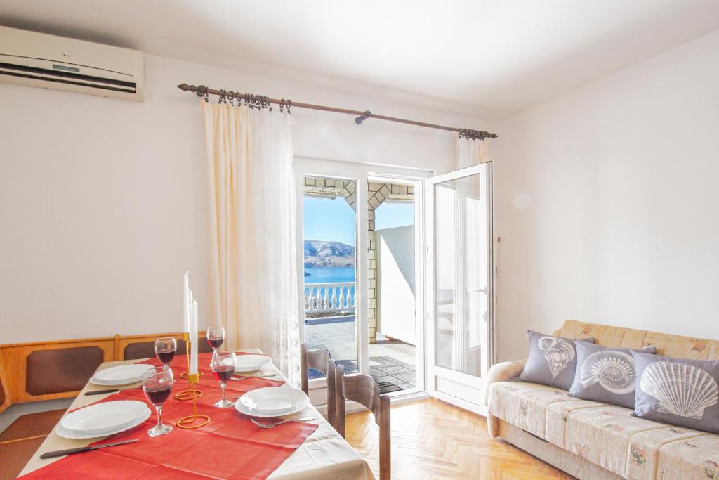 Fotografie z fotogalerie ubytování Diana mountain and seaview v destinaci Metajna