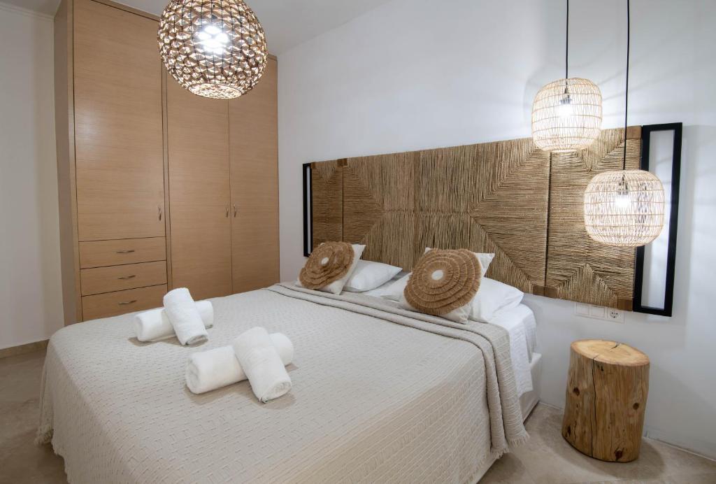 Posteľ alebo postele v izbe v ubytovaní Helen Luxury Holiday House with Sea View