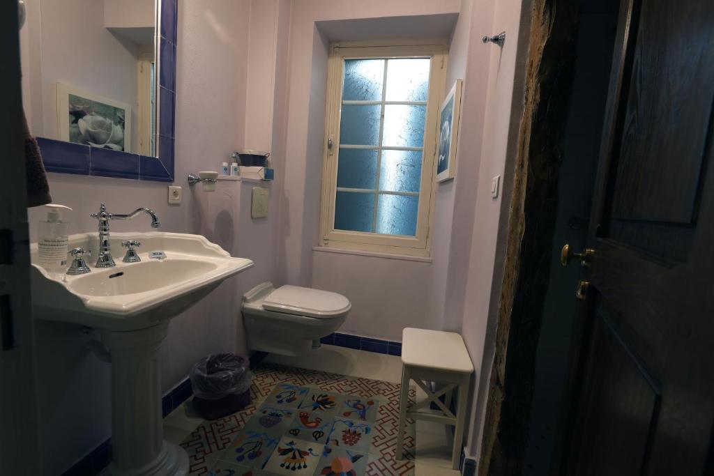 Koupelna v ubytování B&B La Boal