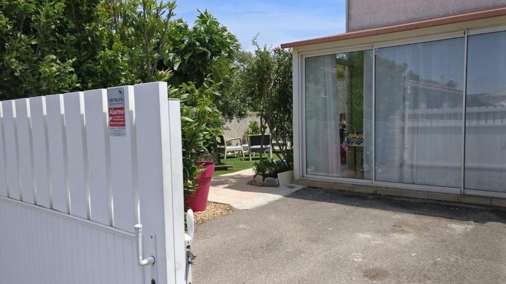 Fotografie z fotogalerie ubytování Rêve Bleu, Maison T3 Frontignan Plage avec Jardin, Mer à 250m, Clim & Parking v destinaci Frontignan