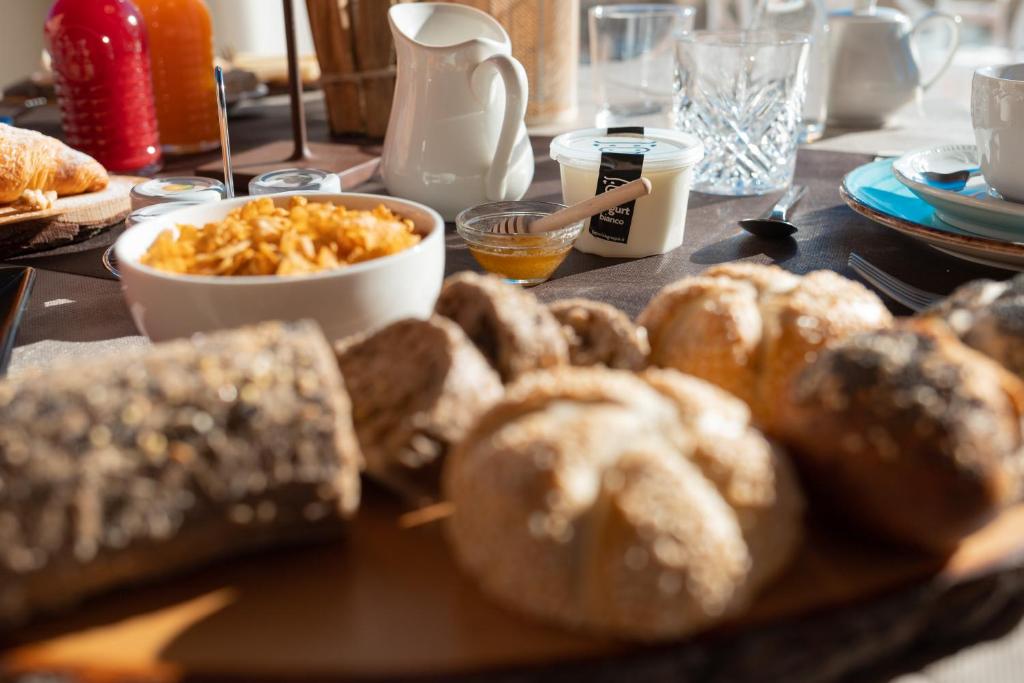 Jedlo v ubytovaní bed & breakfast alebo blízkom okolí