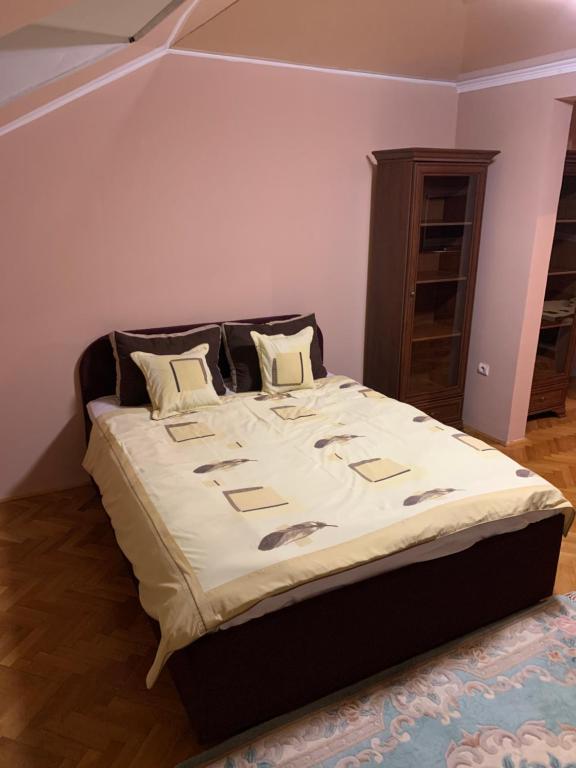 Relax and pool apartments Novi Sad - Suite Familiar De Lujo