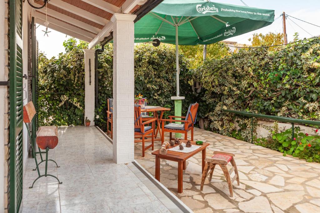 Zahrada ubytování Vasiliki Cottages Agios Gordios