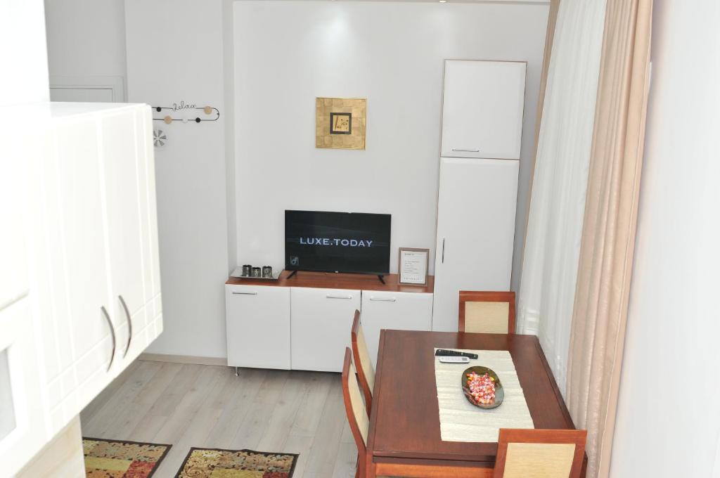 TV a/nebo společenská místnost v ubytování "Astor16" Apartments