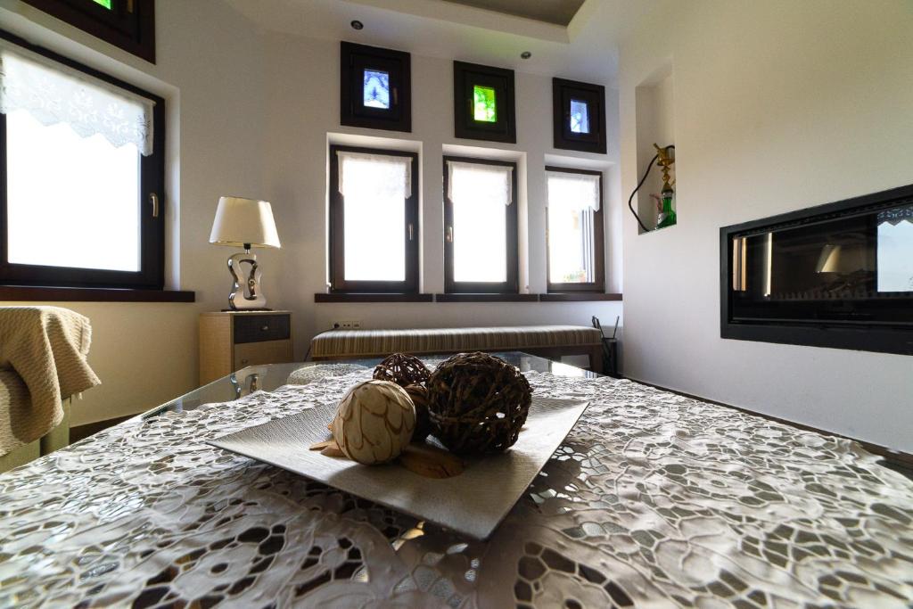 Postel nebo postele na pokoji v ubytování Mansion Chalatsopoulos