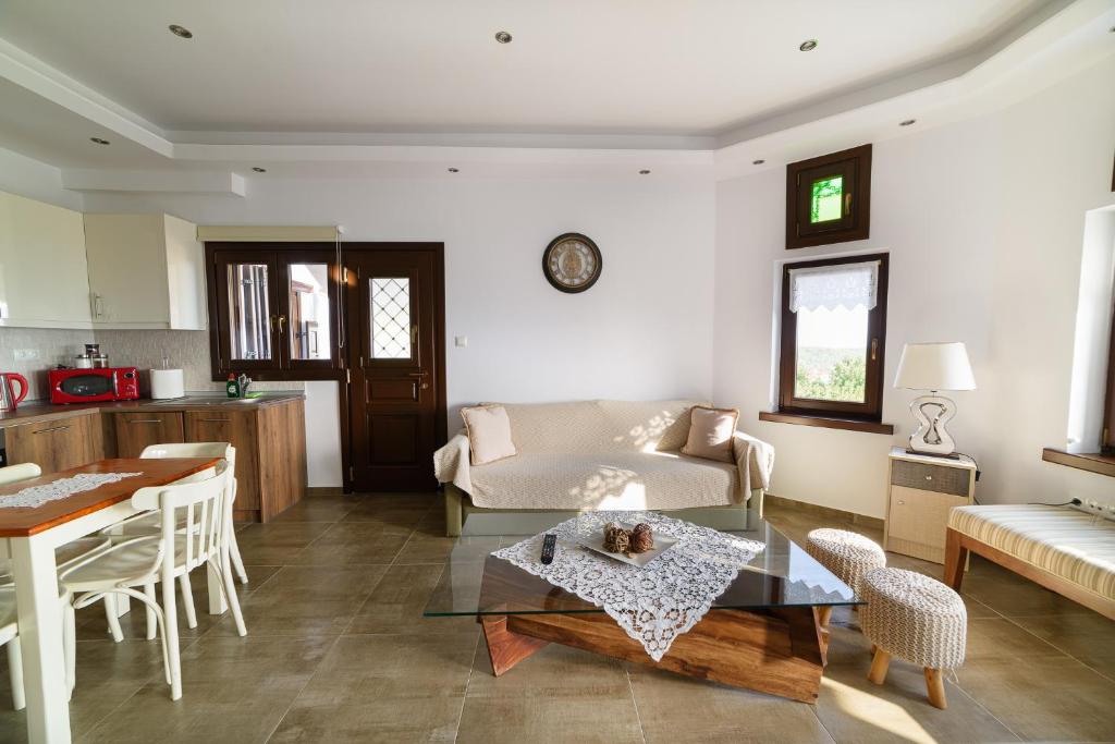 Kuchyň nebo kuchyňský kout v ubytování Mansion Chalatsopoulos