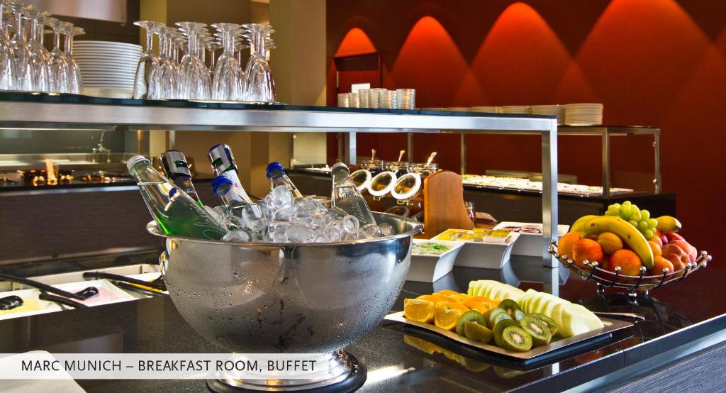 Marc München - Resim 17