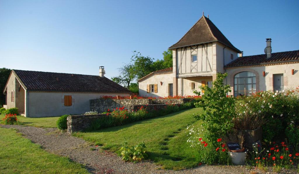 Gallery image of Le Hameau des Coquelicots in Damazan