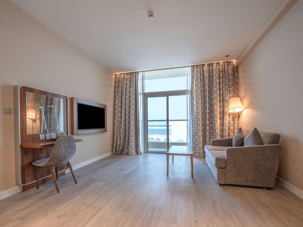 Radisson Resort Ras Al Khaimah Marjan Island - Suite - 1 Dormitorio - Balcón