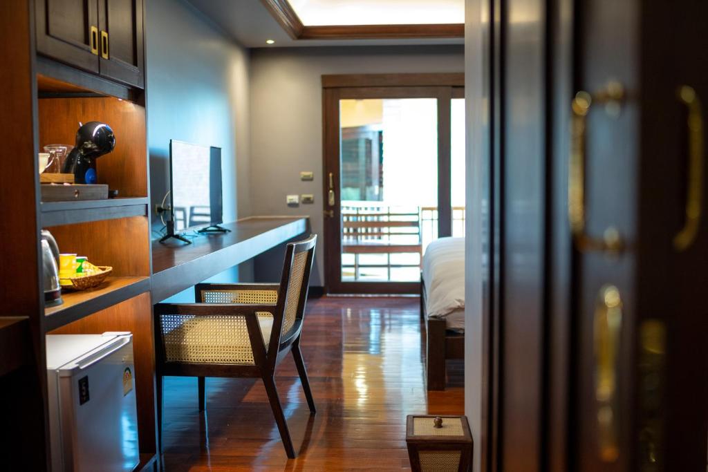 
Deluxe Double Room with Bath
