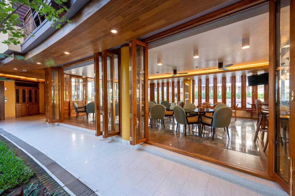 At Gate Thaphae Hotel - Resim 33