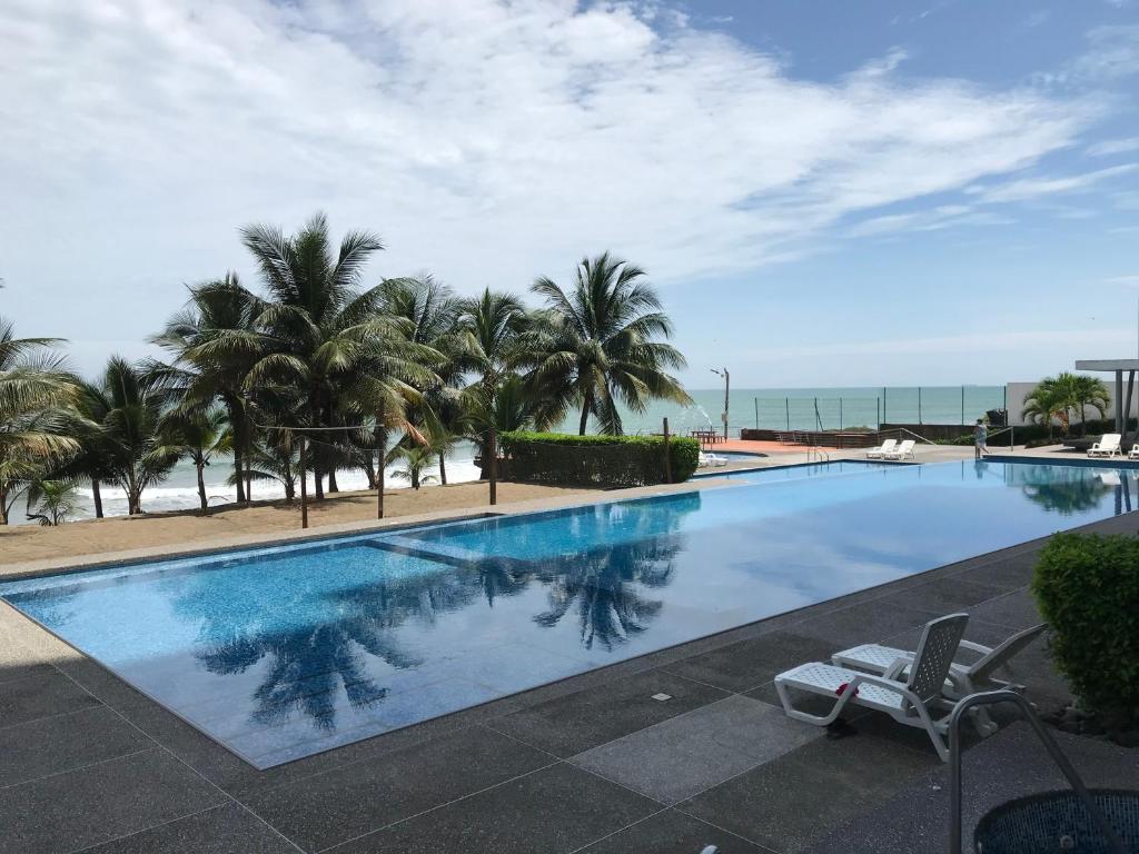 Bazén v ubytovaní Resort Playa Azul A alebo v jeho blízkosti